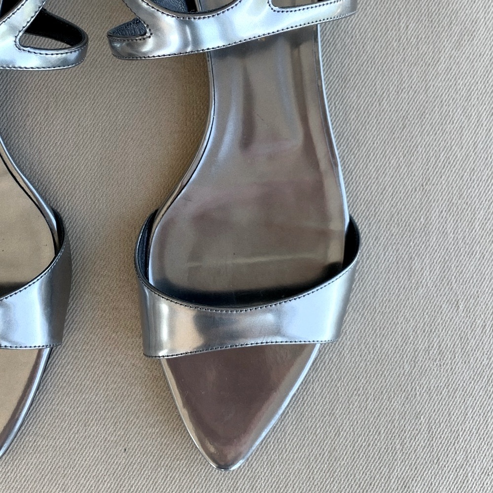 Narciso Rodriguez Carolyn Flat Sandal - Picture 10 of 15